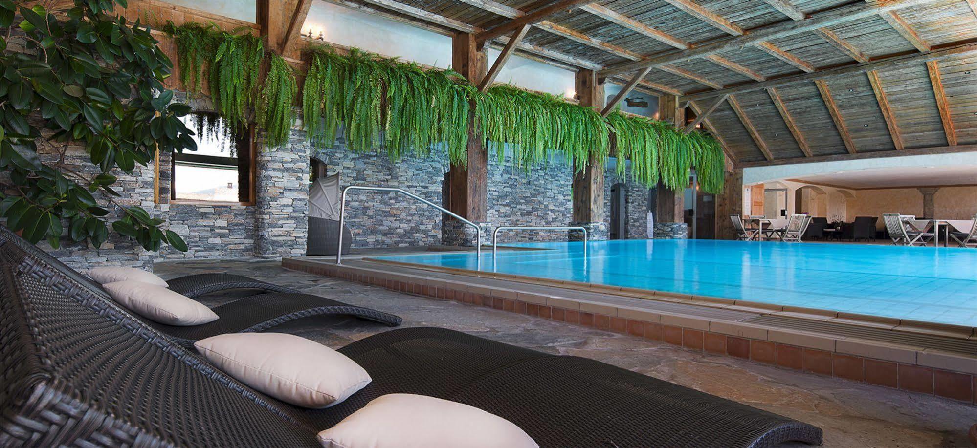 Etrier Hotel 4*